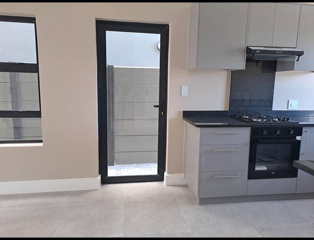 3 BEDROOM DUPLEX FOR SALE IN SEA BREEZE